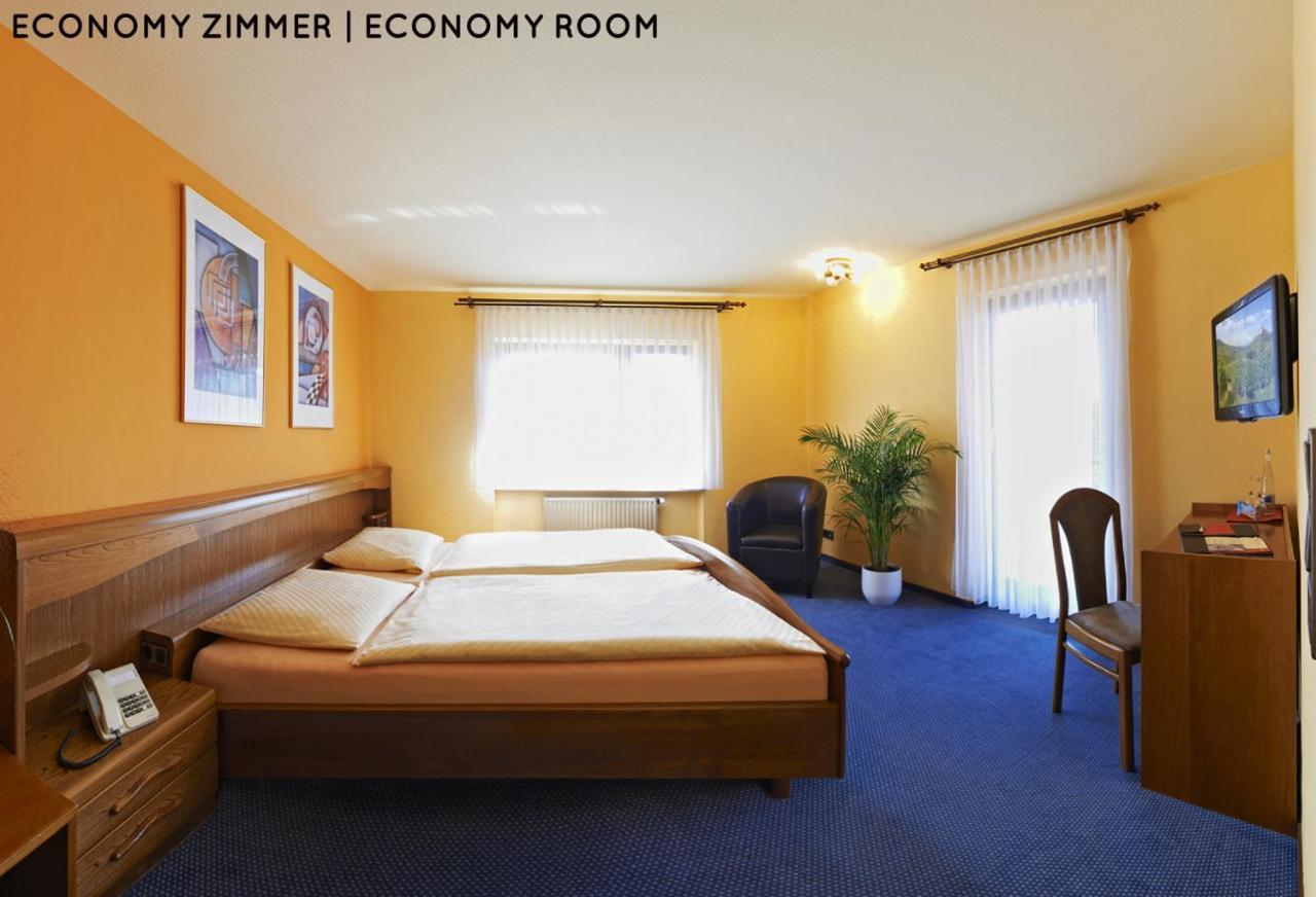 Hotel Hanauerhof 亚蓬威e尔 外观 照片